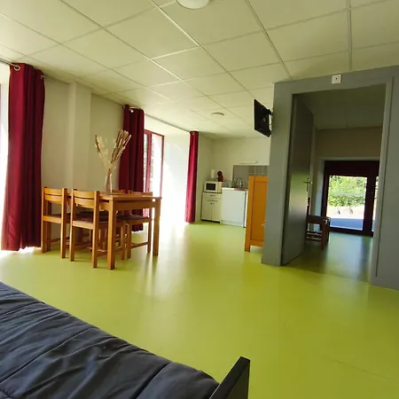 Daire La Borie De Pourtou La Vallee Condat (Cantal)